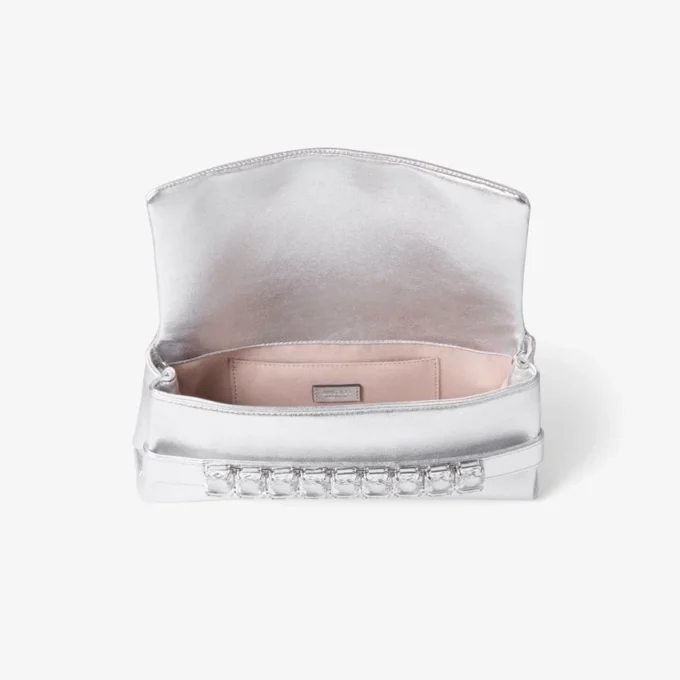 Kya zilvermetalen nappaleren clutch Kya zilvermetalen nappaleren clutch