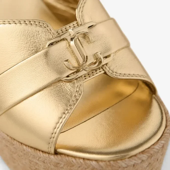 Leda Wedge 100 Gouden metallic nappalederen muiltjes met sleehak