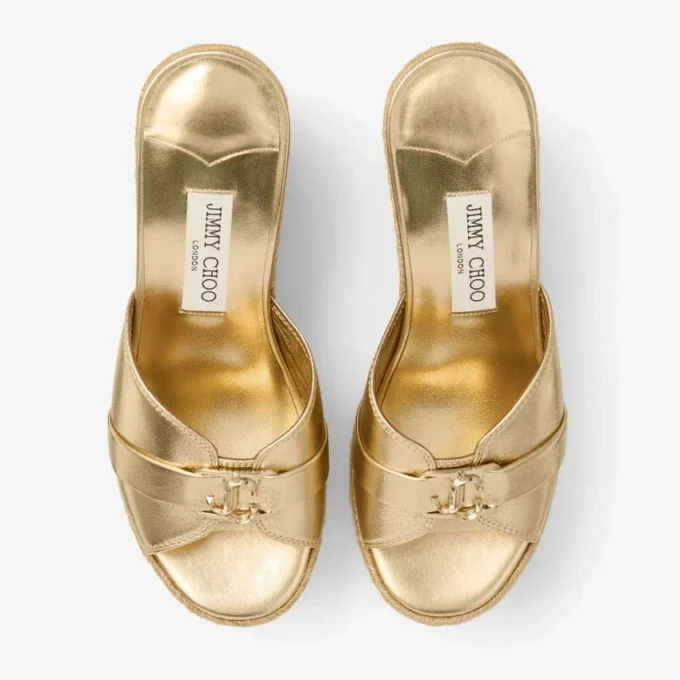 Leda Wedge 100 Gouden metallic nappalederen muiltjes met sleehak