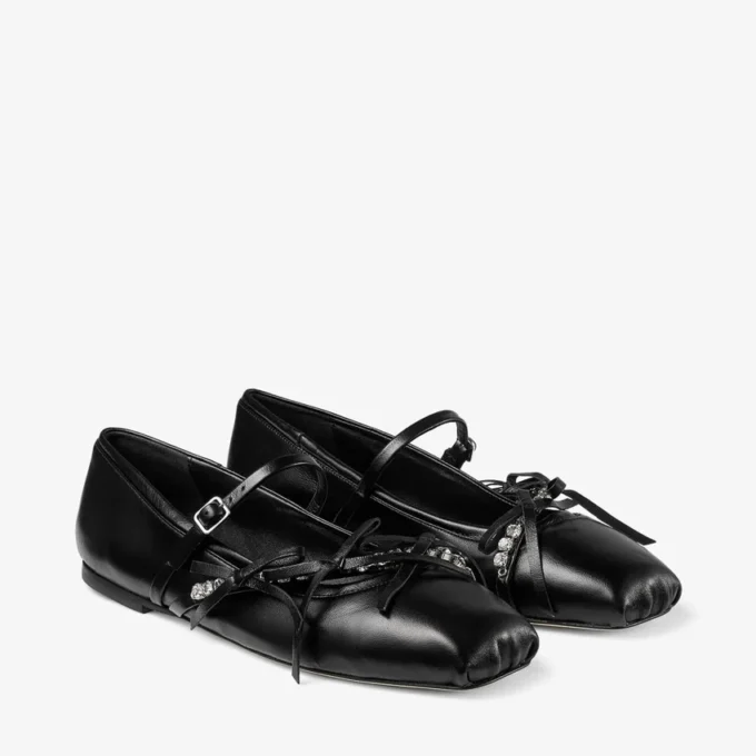 Loli Ballerina Zwarte glanzende nappaleren ballerina’s met strikken van zacht handschoenleer Loli Ballerina Zwarte glanzende nappaleren ballerina’s met strikken van zacht handschoenleer