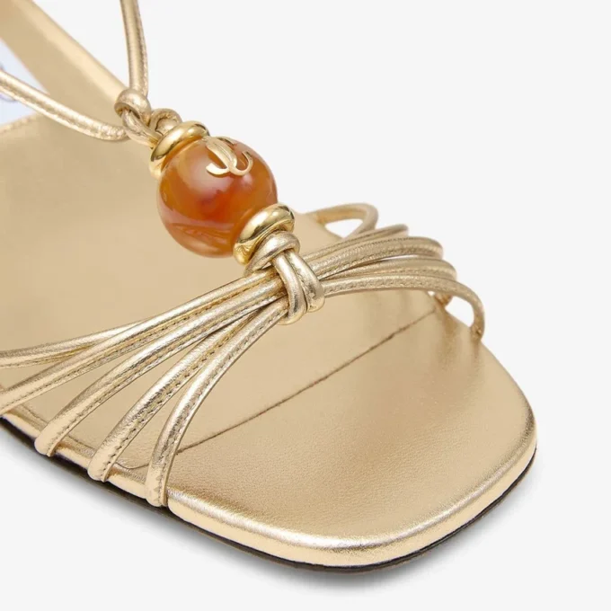 Lova 50 goudkleurige metallic nappaleren sandalen met kralen Lova 50 goudkleurige metallic nappaleren sandalen met kralen