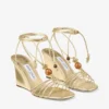 Lova Wedge 85 Goudkleurige metallic nappaleren sleehakken met kralen Lova Wedge 85 Goudkleurige metallic nappaleren sleehakken met kralen