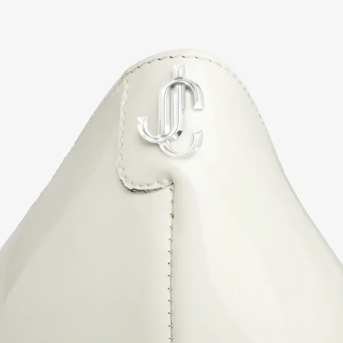 Love 85 Latte lakleren pumps met Jc-embleem