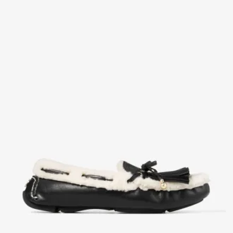 Manon F zwarte loafers van getrommeld leer met schapenvacht