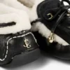 Manon F zwarte loafers van getrommeld leer met schapenvacht Manon F zwarte loafers van getrommeld leer met schapenvacht
