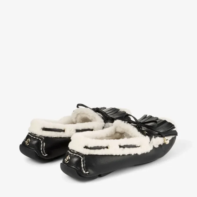 Manon F zwarte loafers van getrommeld leer met schapenvacht Manon F zwarte loafers van getrommeld leer met schapenvacht