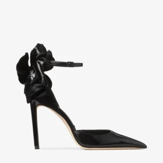 Marja 100 zwarte zachte Spazzolato-pumps met kort tinsel-corsage