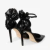 Marja 100 zwarte zachte Spazzolato-pumps met kort tinsel-corsage