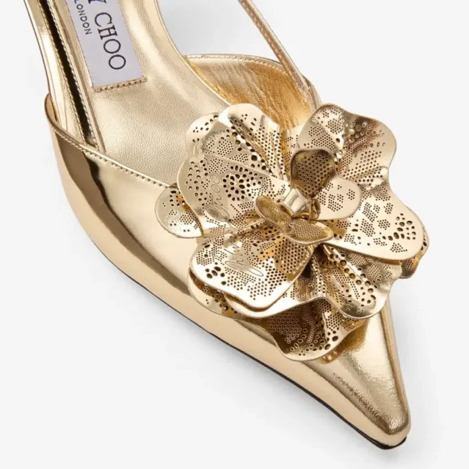 Mimmi Slingback 50 Gouden slingbacks van Liquid Metal-leer met geperforeerd jimmy choo-corsage Mimmi Slingback 50 Gouden slingbacks van Liquid Metal-leer met geperforeerd jimmy choo-corsage