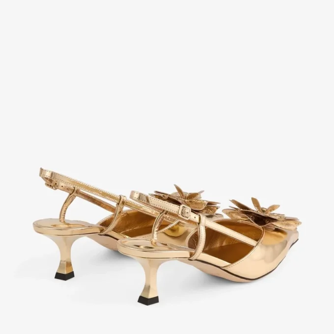 Mimmi Slingback 50 Gouden slingbacks van Liquid Metal-leer met geperforeerd jimmy choo-corsage Mimmi Slingback 50 Gouden slingbacks van Liquid Metal-leer met geperforeerd jimmy choo-corsage