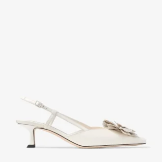 Mimmi Slingback 50 Latte Glanzende nappalederen slingbacks met kanten corsage