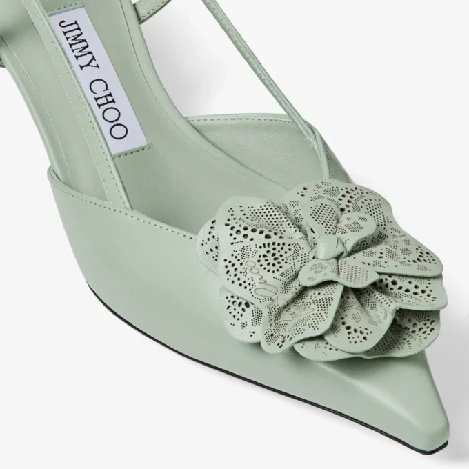 Mimmi Slingback 50 Verde glanzende nappaleren slingbacks met jimmy choo geperforeerd nappa kanten corsage