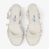 Nyra 60 Latte sandalen met sleehak van nappaleer Nyra 60 Latte sandalen met sleehak van nappaleer