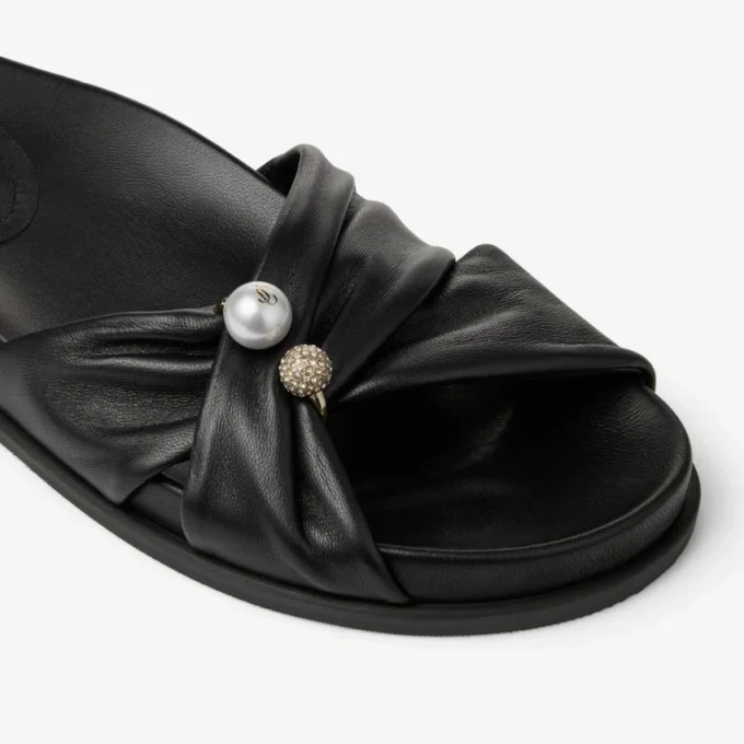 Rafi platte zwarte sandalen van zacht handschoenleer Rafi platte zwarte sandalen van zacht handschoenleer