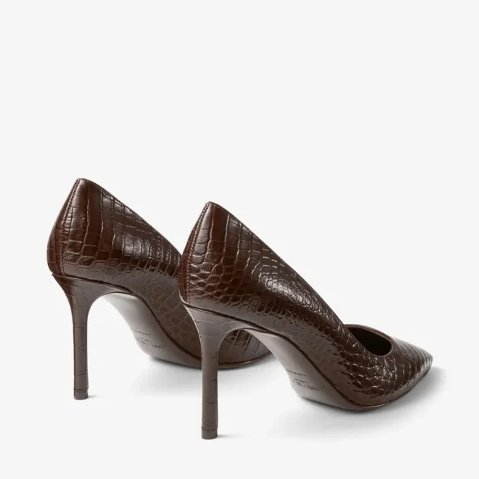 Romy 85 Pumps van chocoladebruin leer met krokodillenreliëf Romy 85 Pumps van chocoladebruin leer met krokodillenreliëf