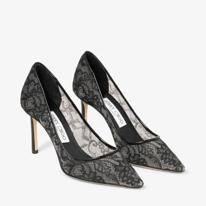 Romy 85 Zwarte Jimmy Choo-pumps met kant Romy 85 Zwarte Jimmy Choo-pumps met kant