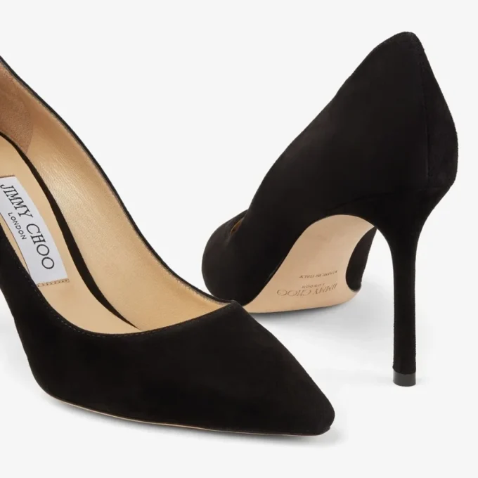 Romy 85 Zwarte suède pumps met spitse neus Romy 85 Zwarte suède pumps met spitse neus