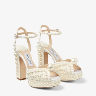 Sacaria Platform 120 Witte satijnen plateausandalen met parelversiering over het hele oppervlak