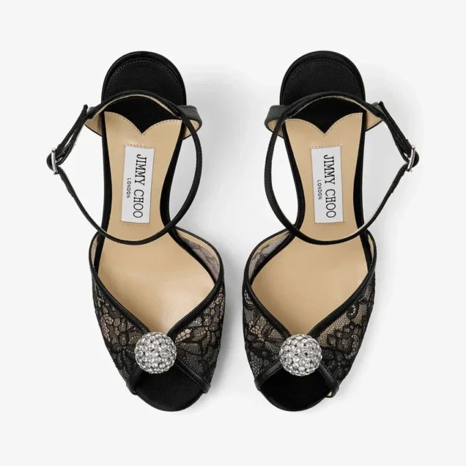 Sacora 85 zwarte kanten sandalen met een met kristallen versierde bol