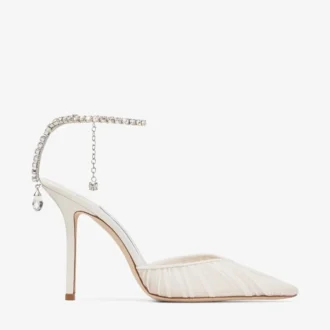 Saeda 100 ivoorkleurige tule pumps met kristallen
