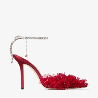 Saeda 100 robijnrode mesh-pumps met bloembladborduursel
