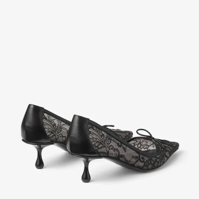 Scarlett 50 Zwarte Jimmy Choo-pumps met veters Scarlett 50 Zwarte Jimmy Choo-pumps met veters