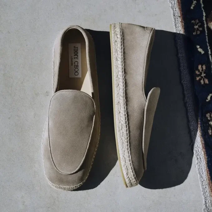 Shenton Espadrilles in steenkleurig fluweel suède Shenton Espadrilles in steenkleurig fluweel suède
