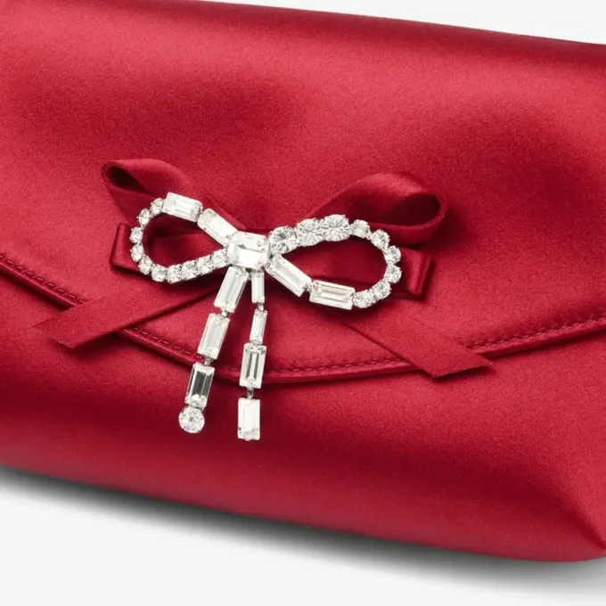 Soft Bow Mini Bag Robijnrode satijnen minitas met kristallen strik