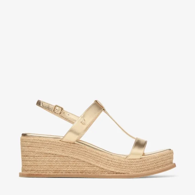 Theia Wedge 60 Goudkleurige metallic leren sleehak sandalen Theia Wedge 60 Goudkleurige metallic leren sleehak sandalen