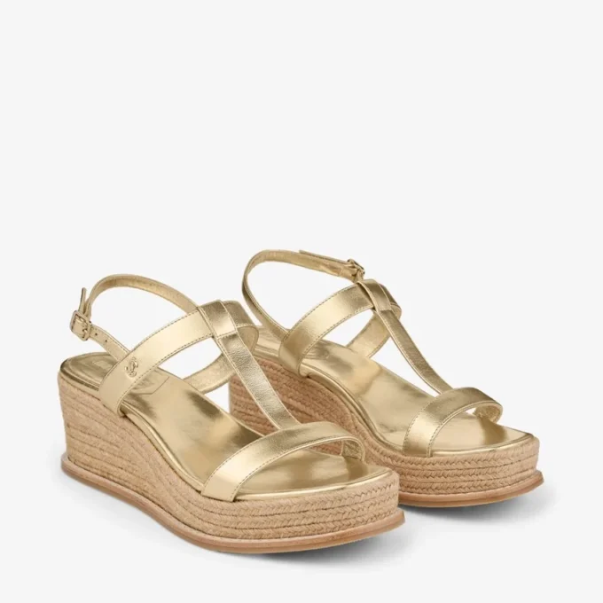 Theia Wedge 60 Goudkleurige metallic leren sleehak sandalen Theia Wedge 60 Goudkleurige metallic leren sleehak sandalen