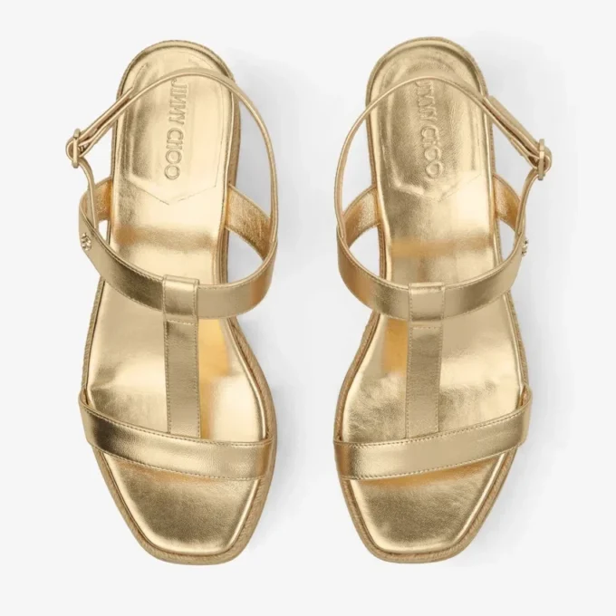 Theia Wedge 60 Goudkleurige metallic leren sleehak sandalen Theia Wedge 60 Goudkleurige metallic leren sleehak sandalen