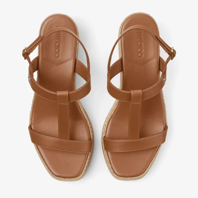 Theia Wedge 60 Tan leren sleehak sandalen Theia Wedge 60 Tan leren sleehak sandalen