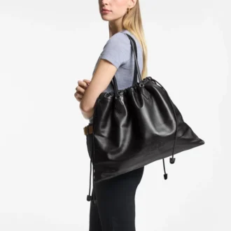 Tote met trekkoord Grote zwarte nappaleren tote met trekkoord en jimmy choo-logo in reliëf