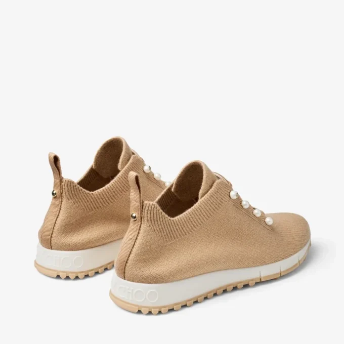 Veles Chai kasjmier gemêleerde gebreide sneakers met parelknopen Veles Chai kasjmier gemêleerde gebreide sneakers met parelknopen