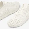 Veles Latte gehaakte lage sneakers met parels Veles Latte gehaakte lage sneakers met parels