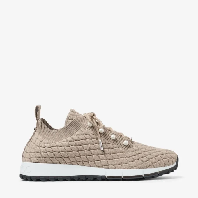 Veles sneakers van gebreid materiaal met steenstructuur Veles sneakers van gebreid materiaal met steenstructuur