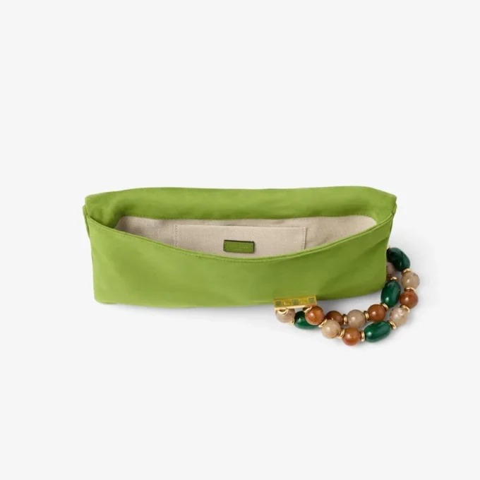 Zandra Clover suède clutch met kralenarmband Zandra Clover suède clutch met kralenarmband