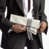 Zandra lichte, zachtgouden glanzende suède clutch met kettingarmband Zandra lichte, zachtgouden glanzende suède clutch met kettingarmband